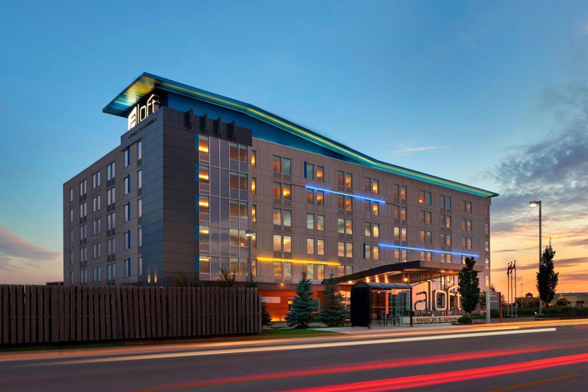 Aloft Vaughan Mills Екстер'єр фото