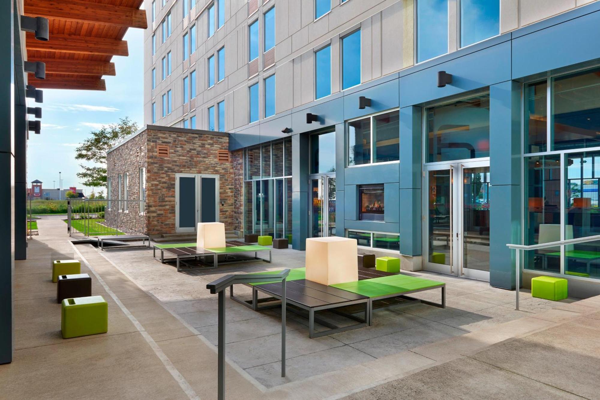 Aloft Vaughan Mills Екстер'єр фото