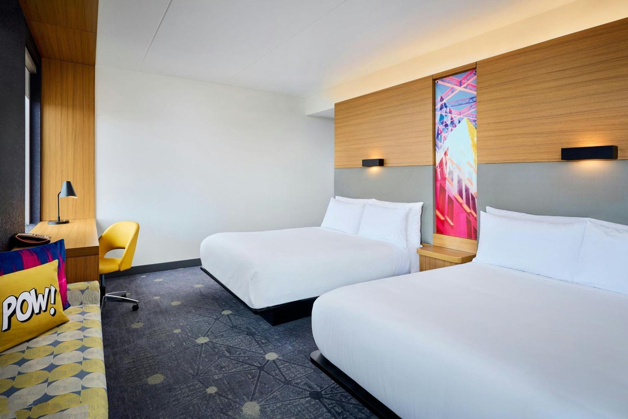 Aloft Vaughan Mills Екстер'єр фото