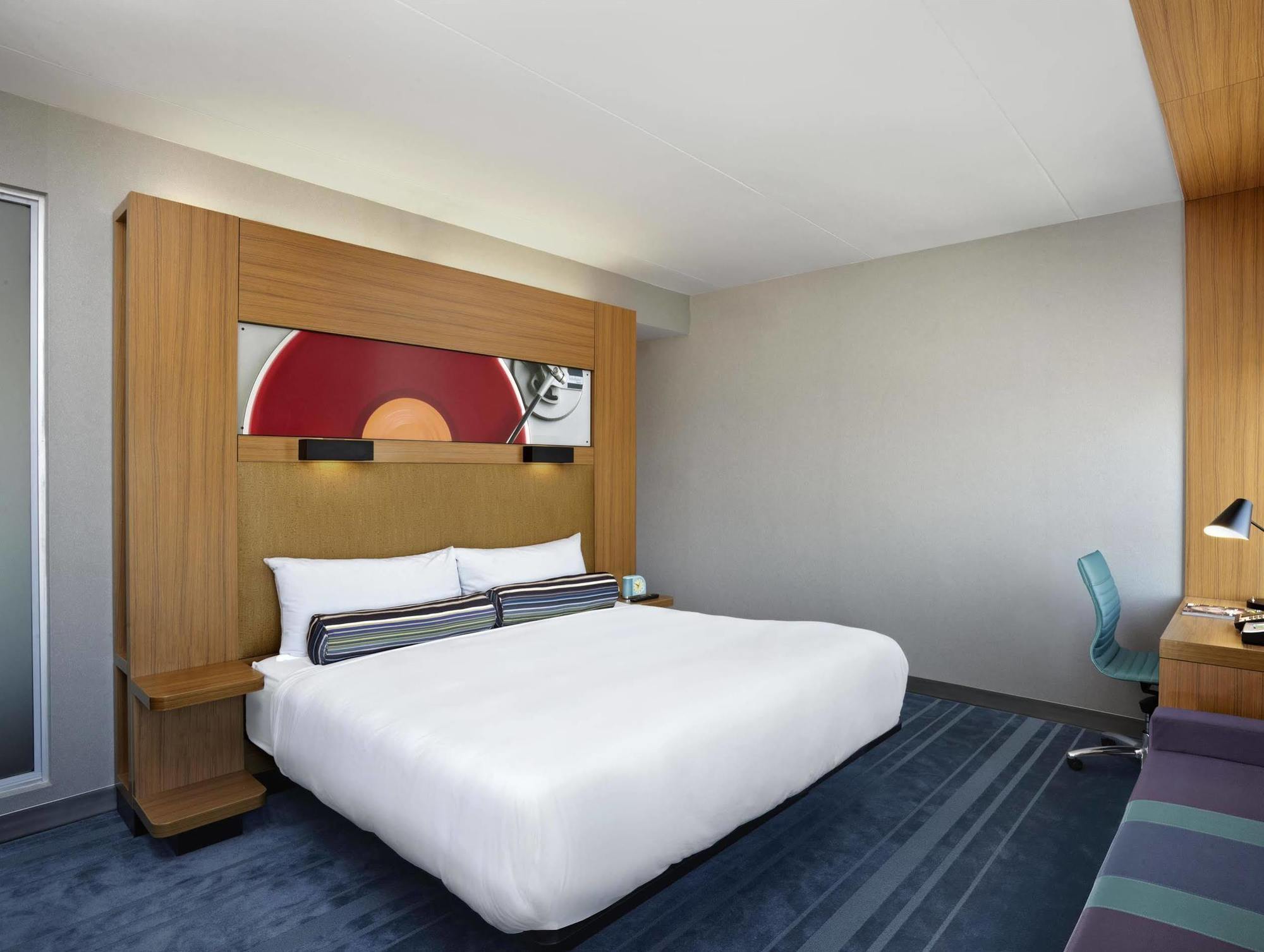 Aloft Vaughan Mills Екстер'єр фото